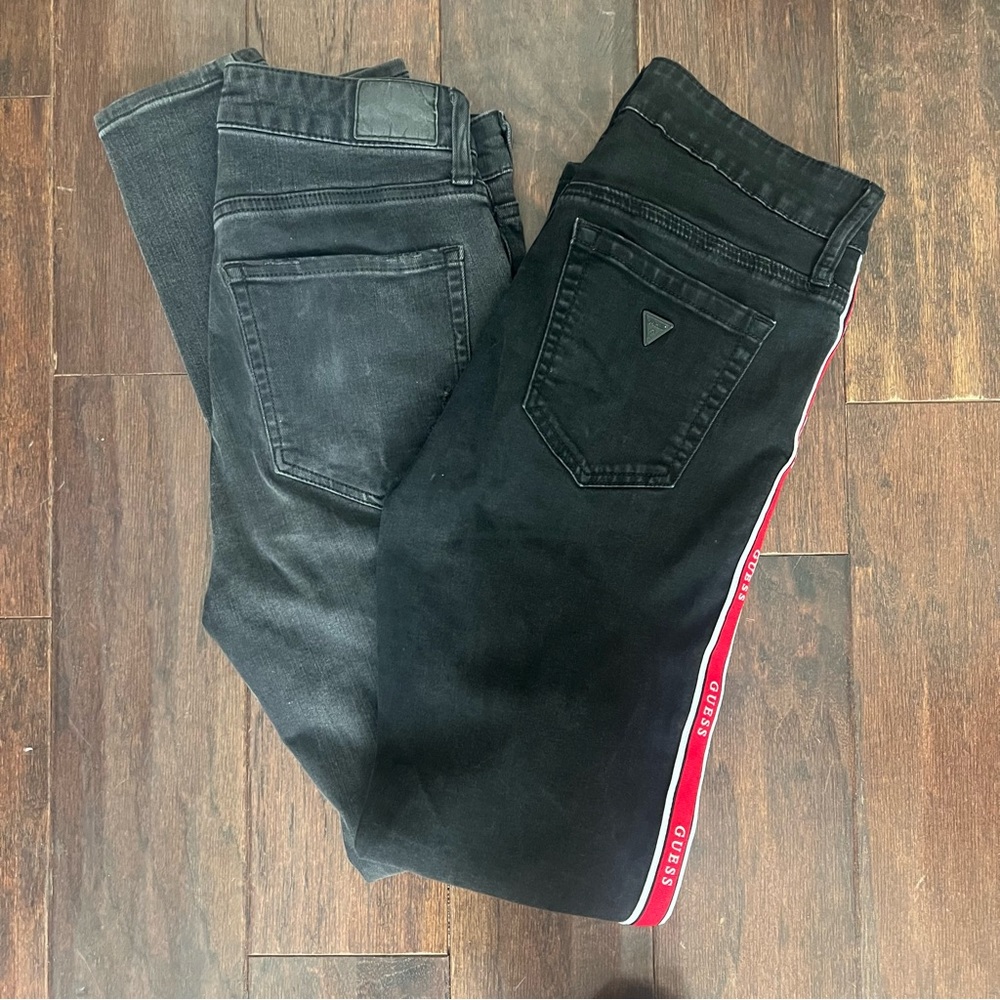 Bundle of two jeans Guess & Aeropostale size 6